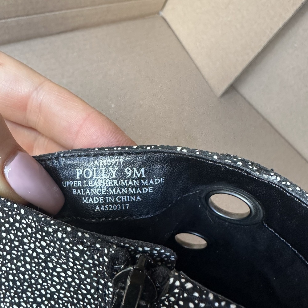 LOGO by Lori Goldstein Polly Ankle Boots with Grommets Gray Blk Women's Sz 9M - Picture 10 of 11